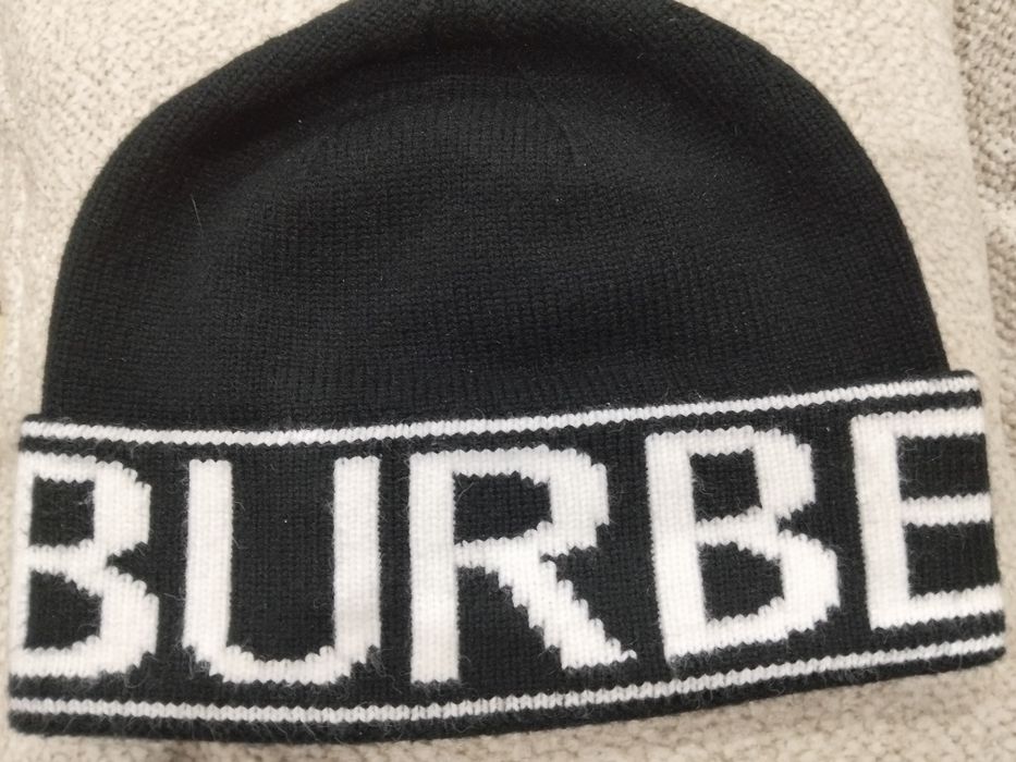 Продам шапку burberry срочно