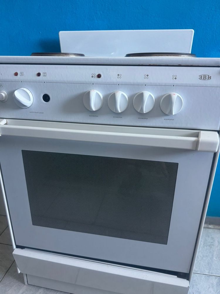 Продам кухонную плиту