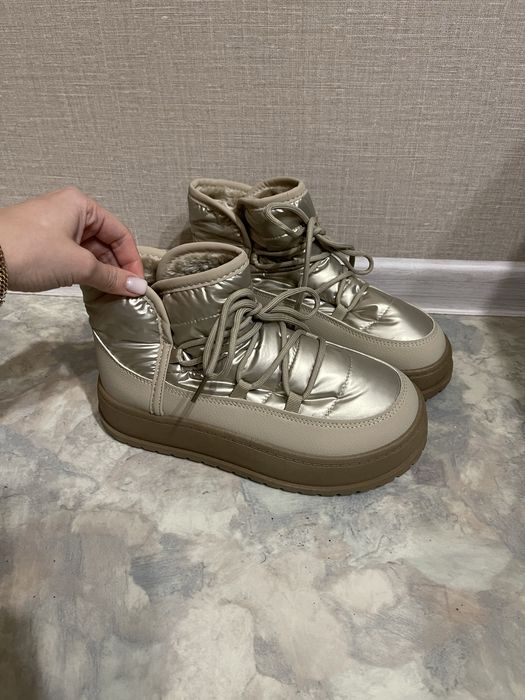 Продам дутики женские зимние