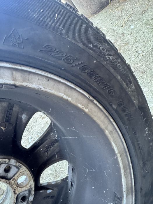 Зимни гуми с джанти BMW 225 55 16
