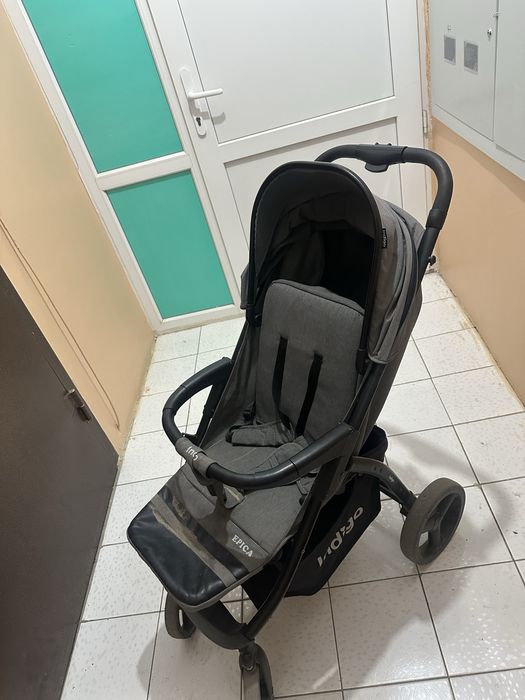 Коляска прогулочная