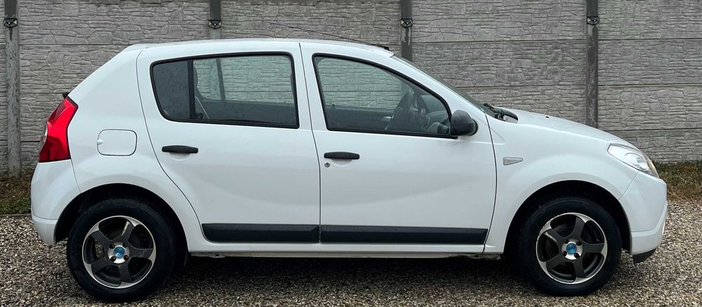 Dacia Sandero 1.2 16V Live II, GPL/WEBASTO  Finantare Avans 0%