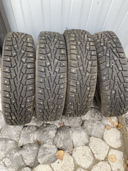 Продам зимние шины