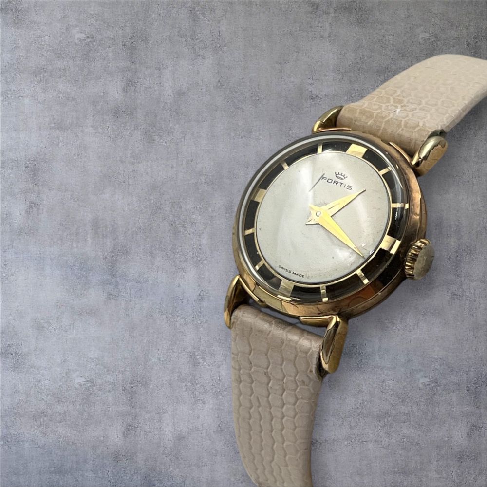 Fortis mechanical sceleton дамски часовник