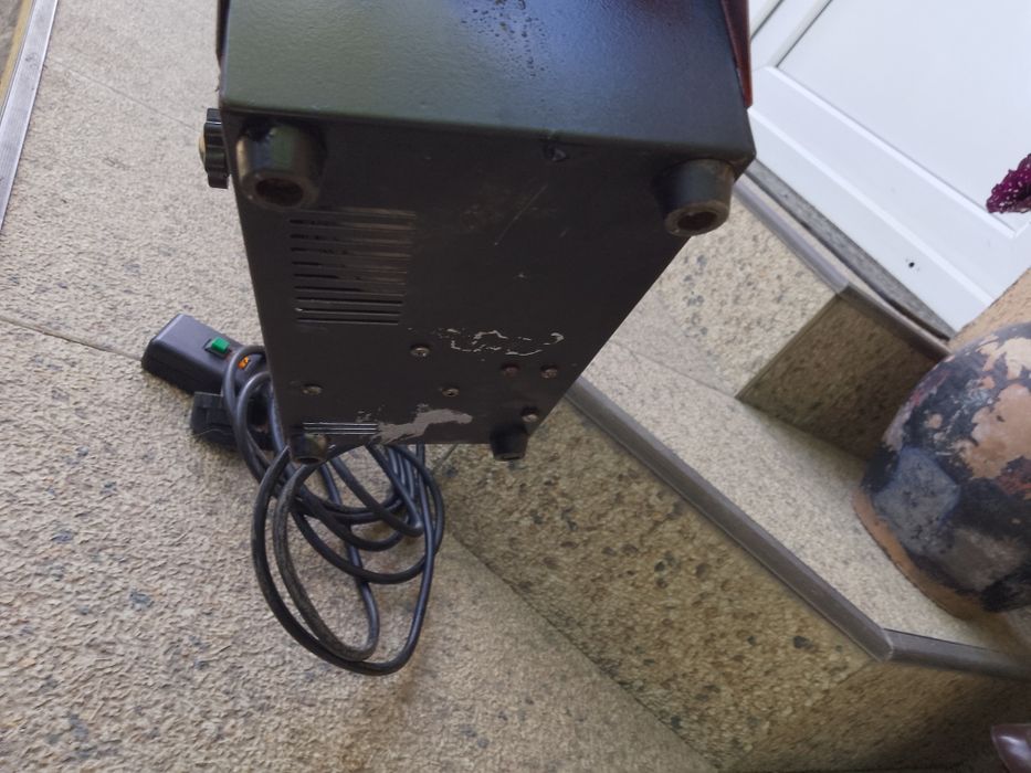 Mașina de fum eurolite N-10