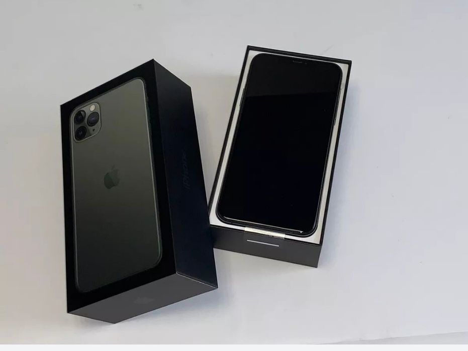 iPhone 11 pro max состояние отличный 5G