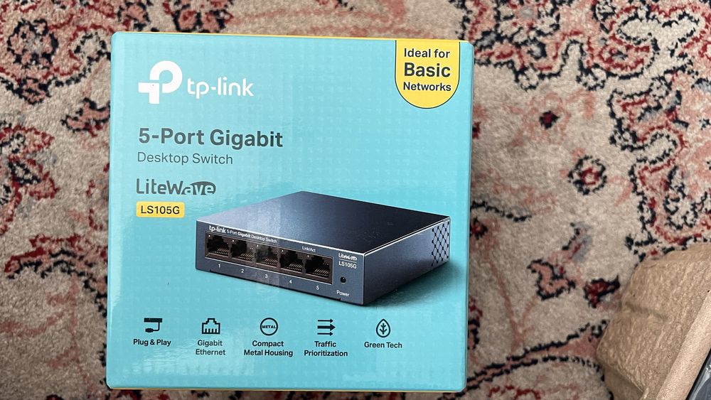 Wi-Fi роутер + коммутатор