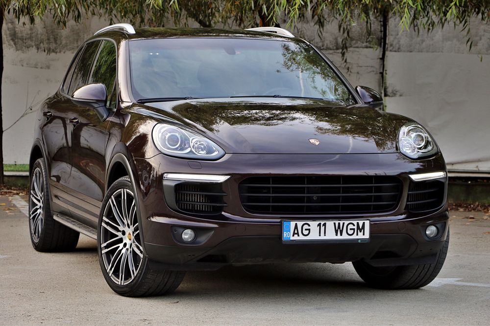 Porsche Cayenne Platinum Edition