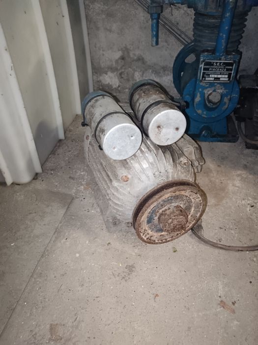 Pompa de apă și motoare