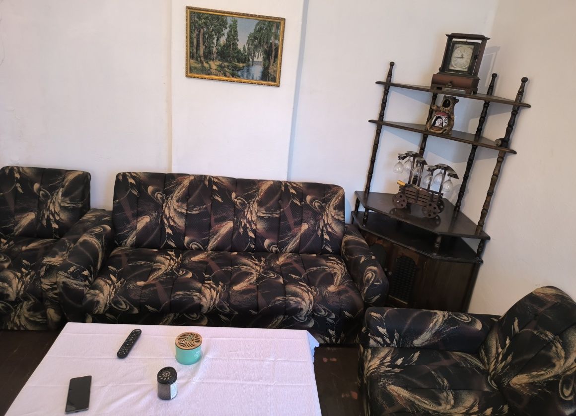 Продавам къща с. Михайлово обл.Враца