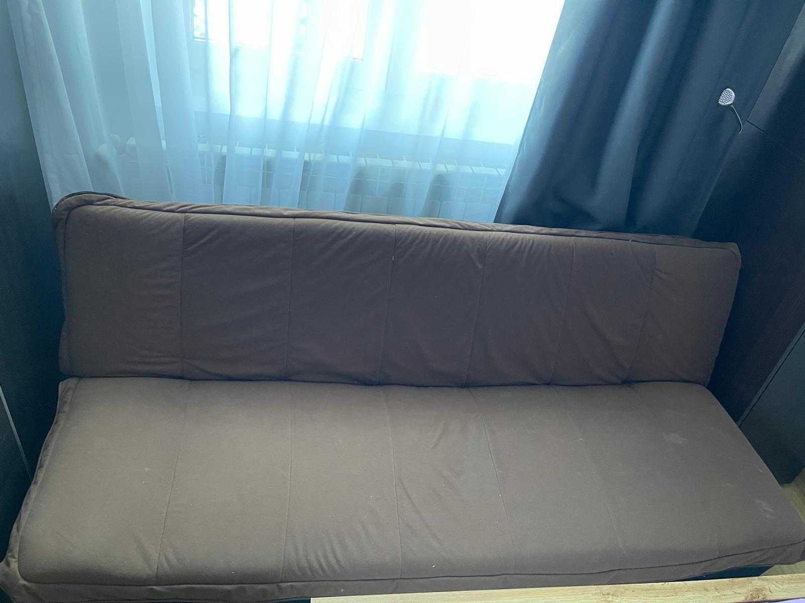 Donez canapea extensibilă