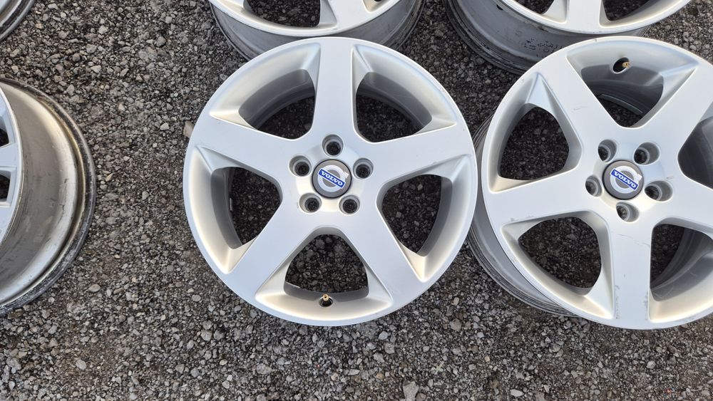 Оригинални джанти Волво 5/108 Volvo S60,S80 5x108

Употребявани, Шумен