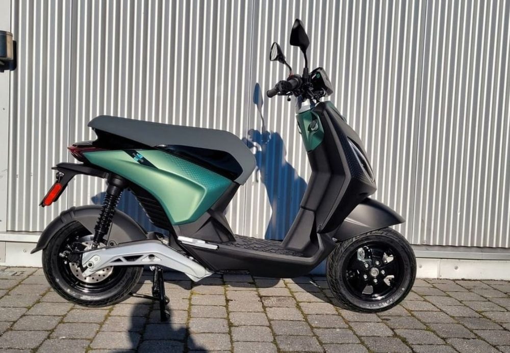 Scuter electric piagio