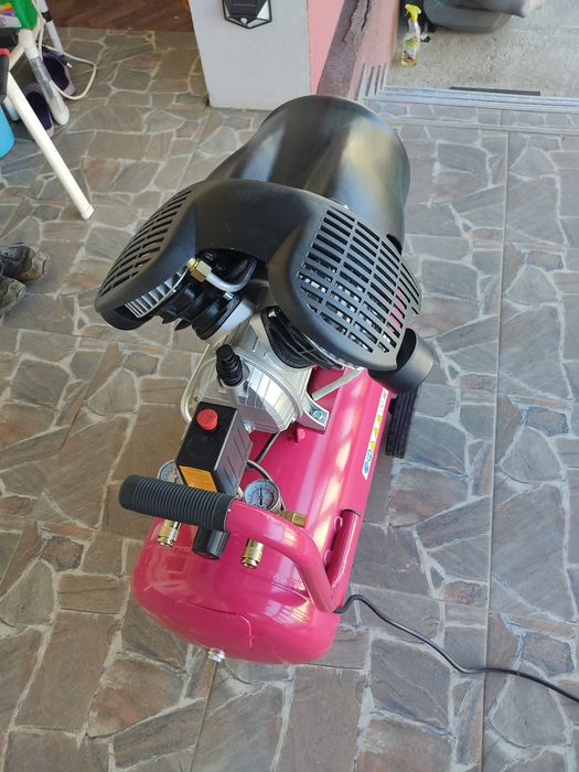 Compresor aer 2 pistoane 50 L
