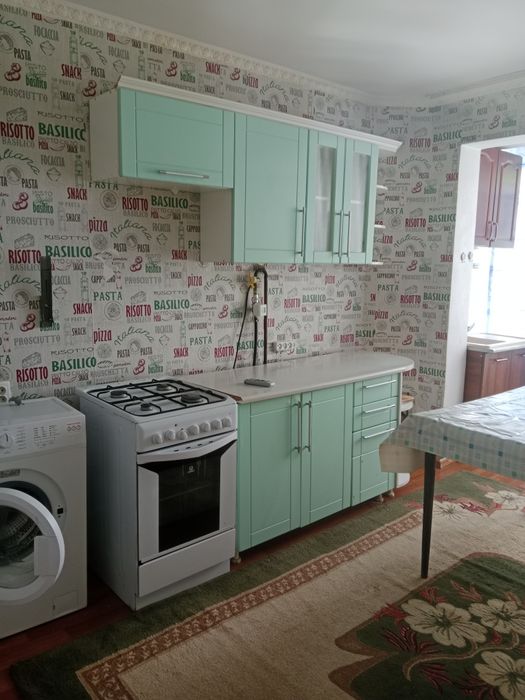 Сдается в аренду 2ух комнатная квартира 170.000 в месяц.Не угловая, о