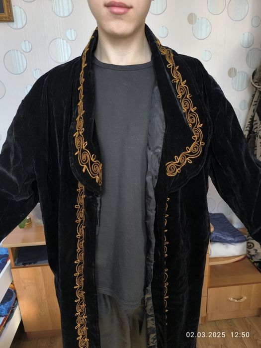 Продаю новый национальный костюм