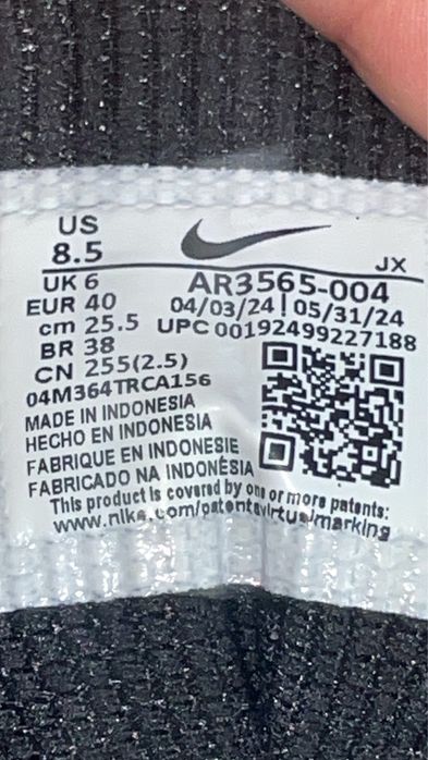 Nike Shox R4 in conditie foarte buna “nefolositi”