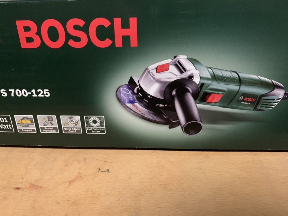 Polizor unghiular Bosch PWS 700, 700 W, 125 mm, 11000 RPM NOU