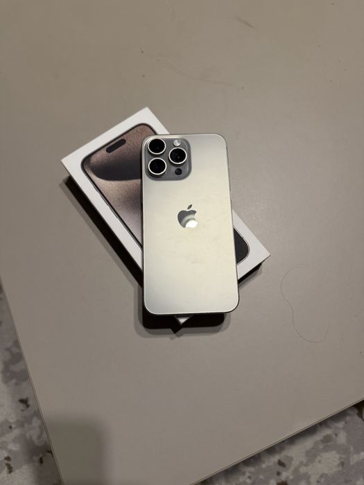 Vand Iphone 15 Pro Max Titanium!!!