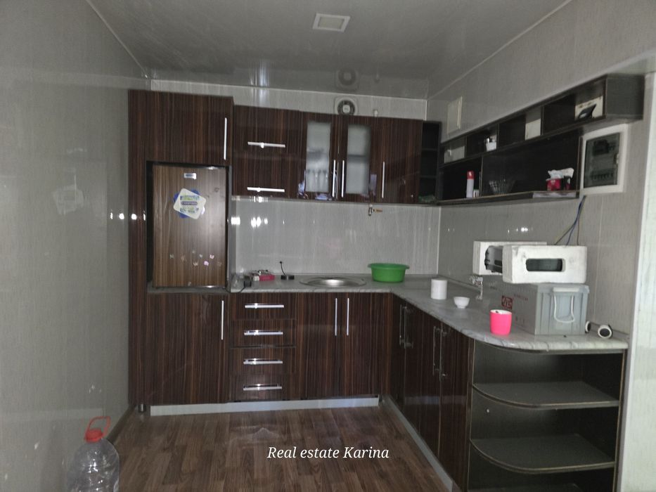 Продаётся квартира на цокольном этаже