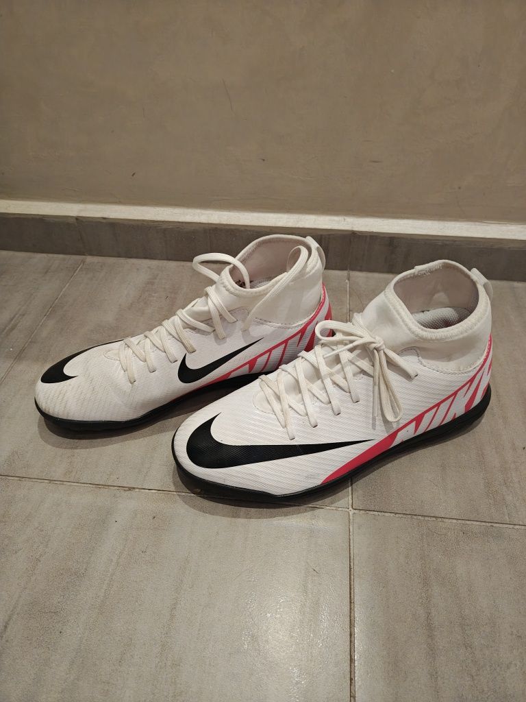 Детски оригинални бутонки NIKE