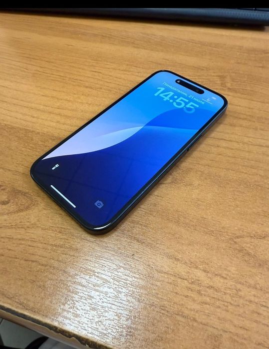 Продам. iPhone 15