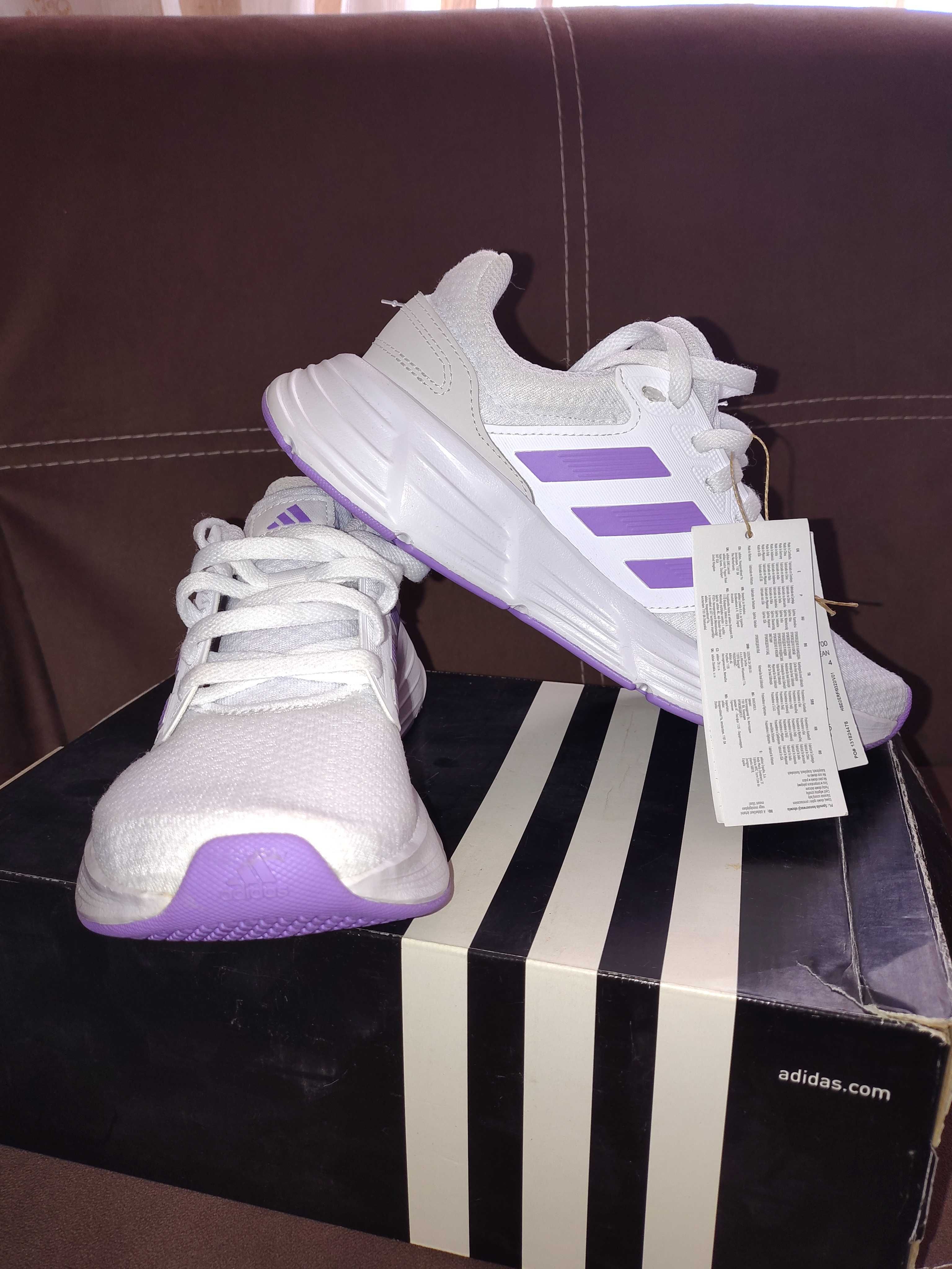 Маратонки Adidas