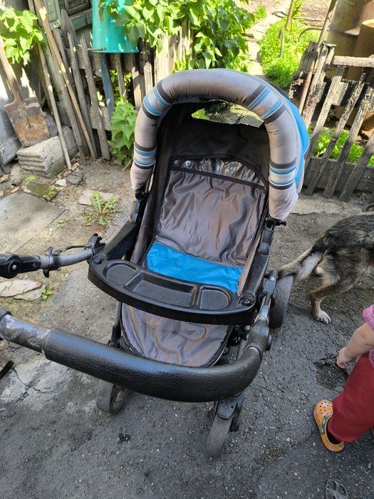 Продам детскую коляску