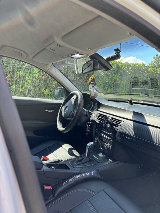 BMW seria 3 e90 facelift