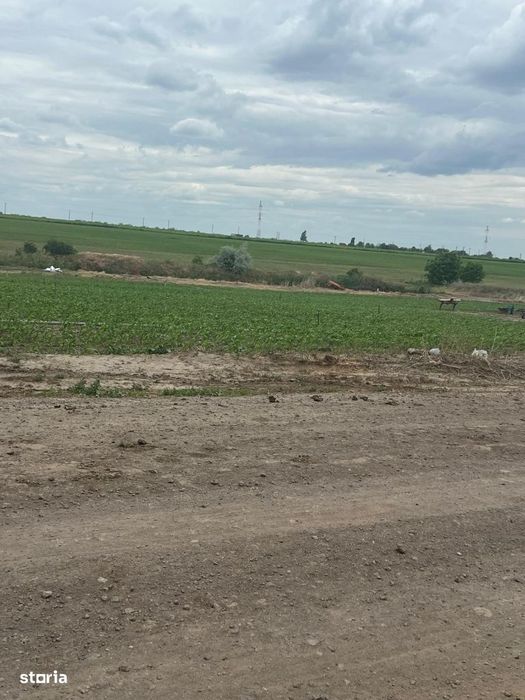 VAND TEREN extravilan com. Vanatori pret 10E/MP neg