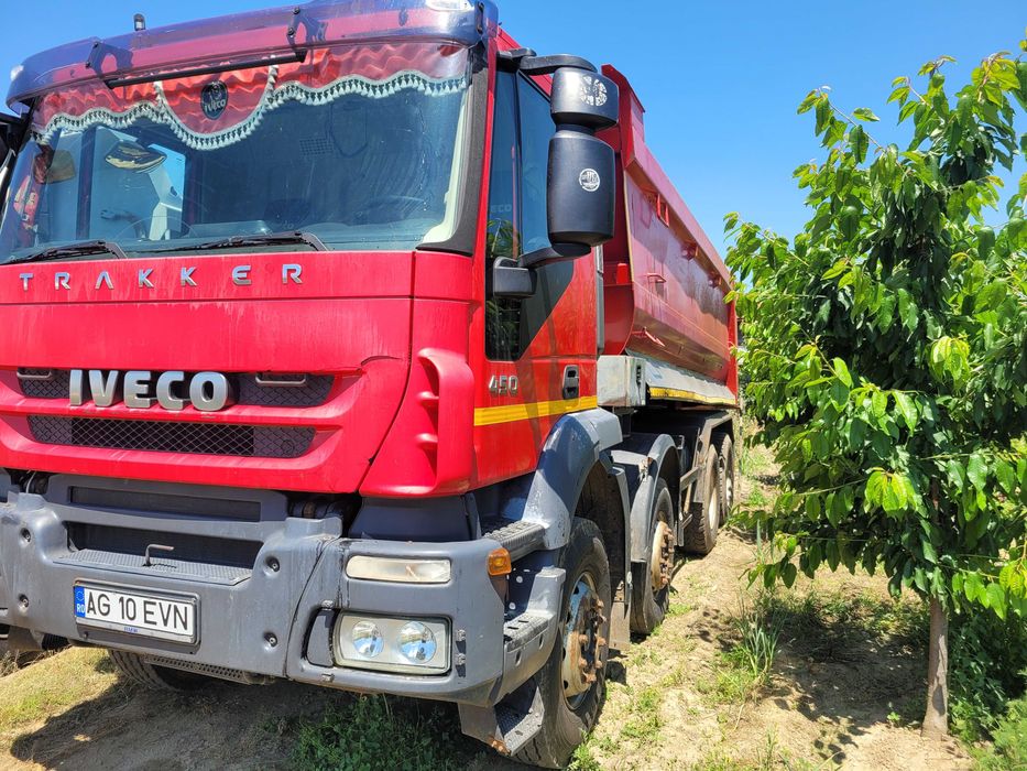 Iveco trakker 8x4 cursor 14 450