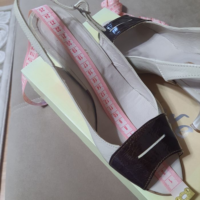 Sandale elegante din piele naturala