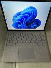 Laptop Surface Model 1769 i5