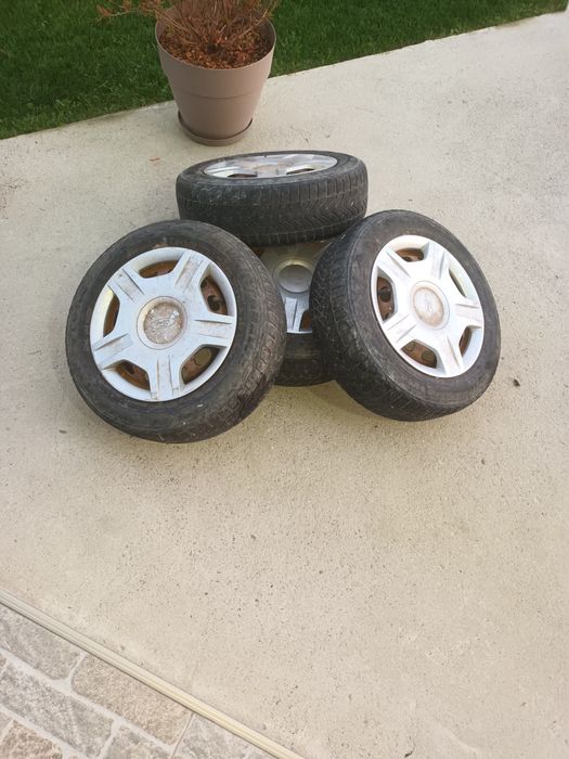 Roti anvelope cauciucuri iarna ford fiesta