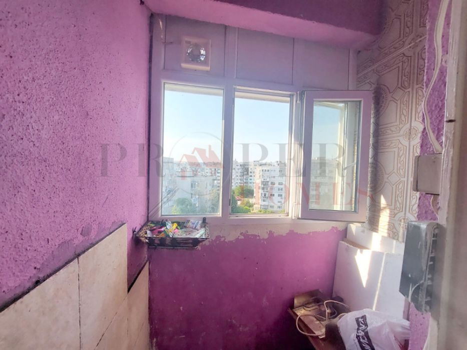 Двустаен Панелен Апартамент в ж.к. Бузлуджа