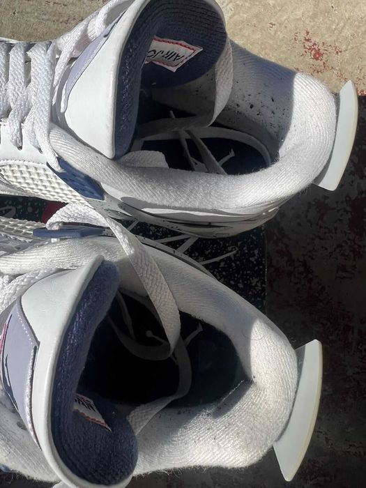 40 - Jordan 4 Retro Midnight Navy (descriere)