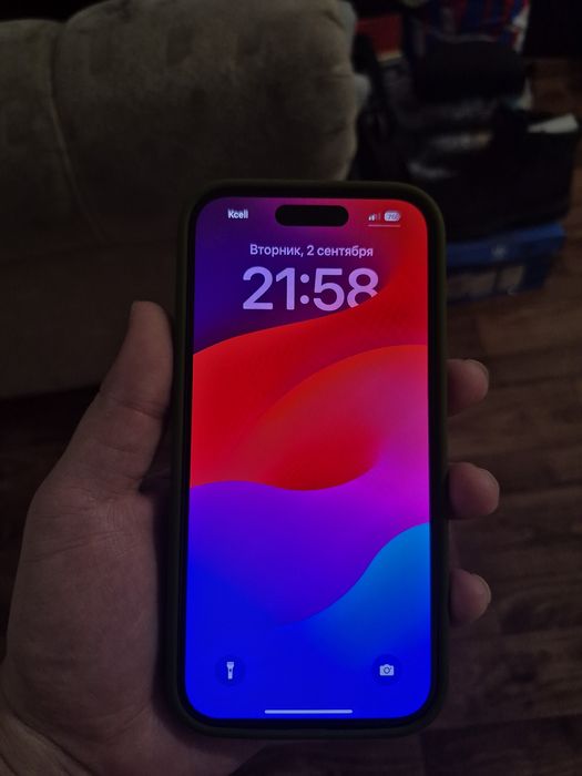 Продам айфон 15й