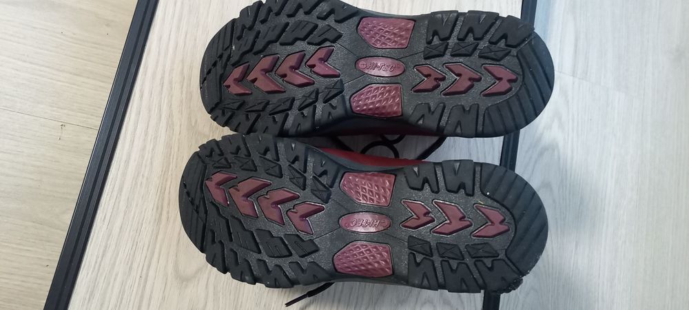 Ghete HI-TEC Martens nr 38