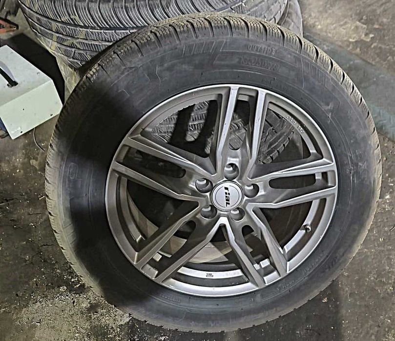 Продавам джанти и зимни гуми за Hyundai Santa Fe
