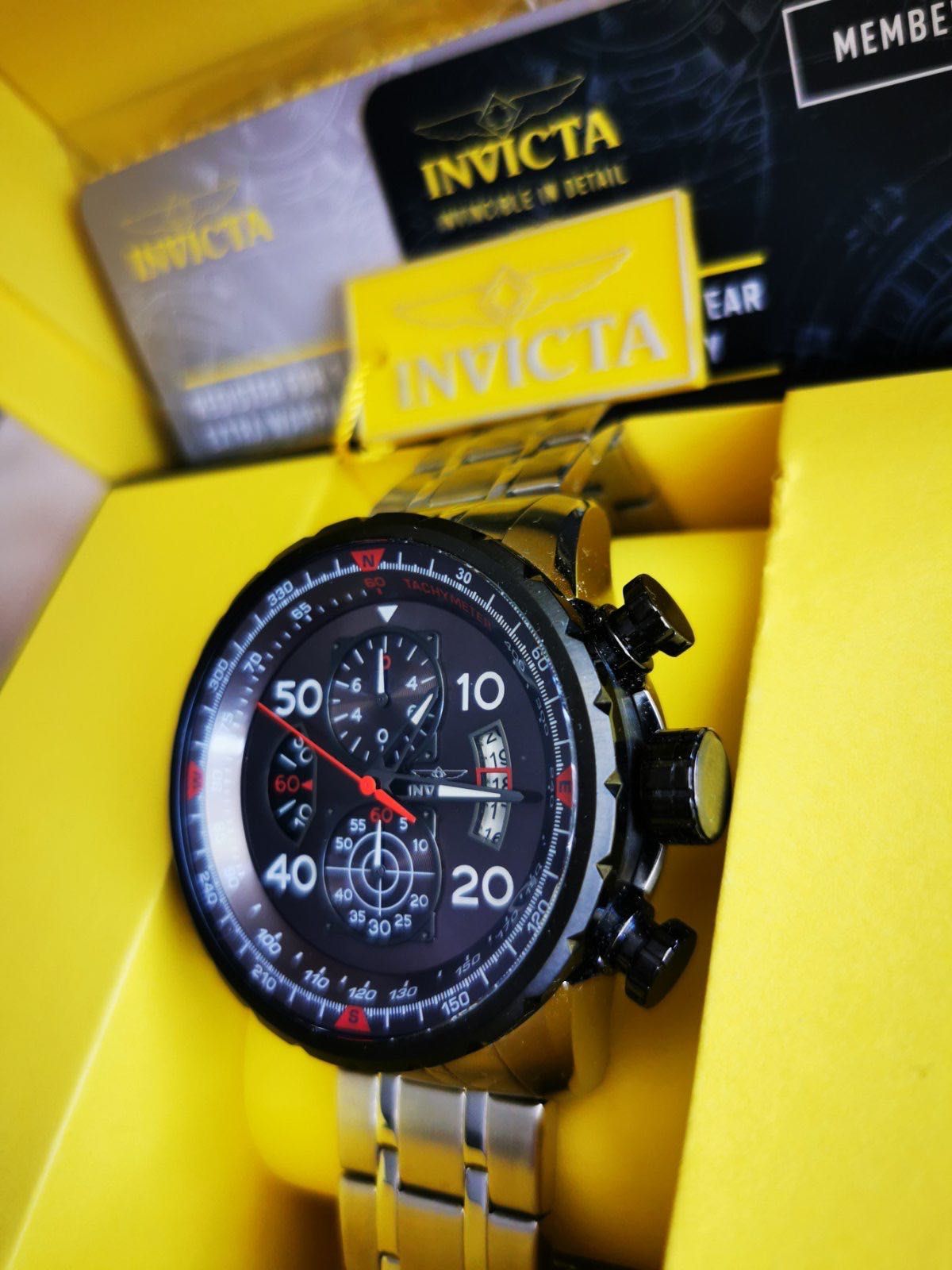 Часовник Invicta Aviator в гаранция
