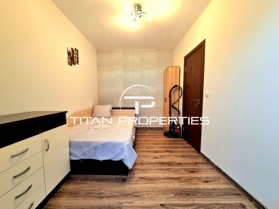 Тристаен апартамент в кв. Кючук Париж