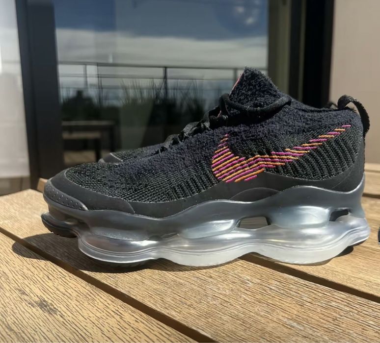 Nike scorpion unisex
