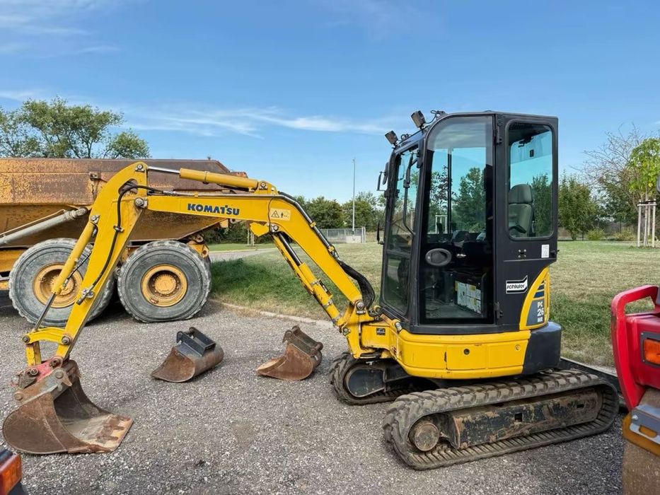 Vand Komatsu PC26
