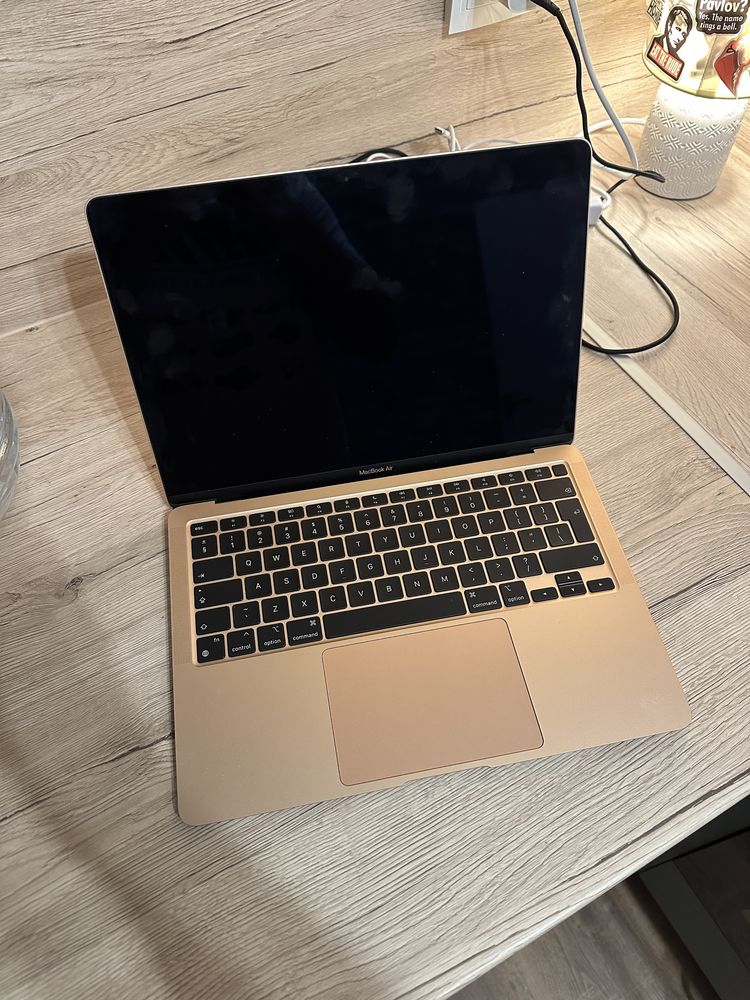 Macbook Air M1 8GB 256GB Rose Gold