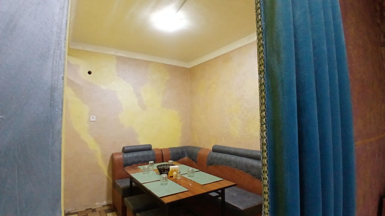 Bar  sotiladi yangi bar