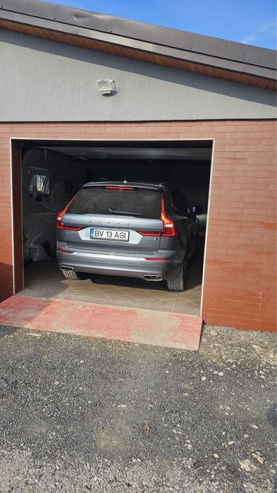 Vand Volvo XC60 culoare gri