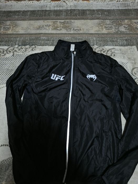 UFC  горнище за тренировки