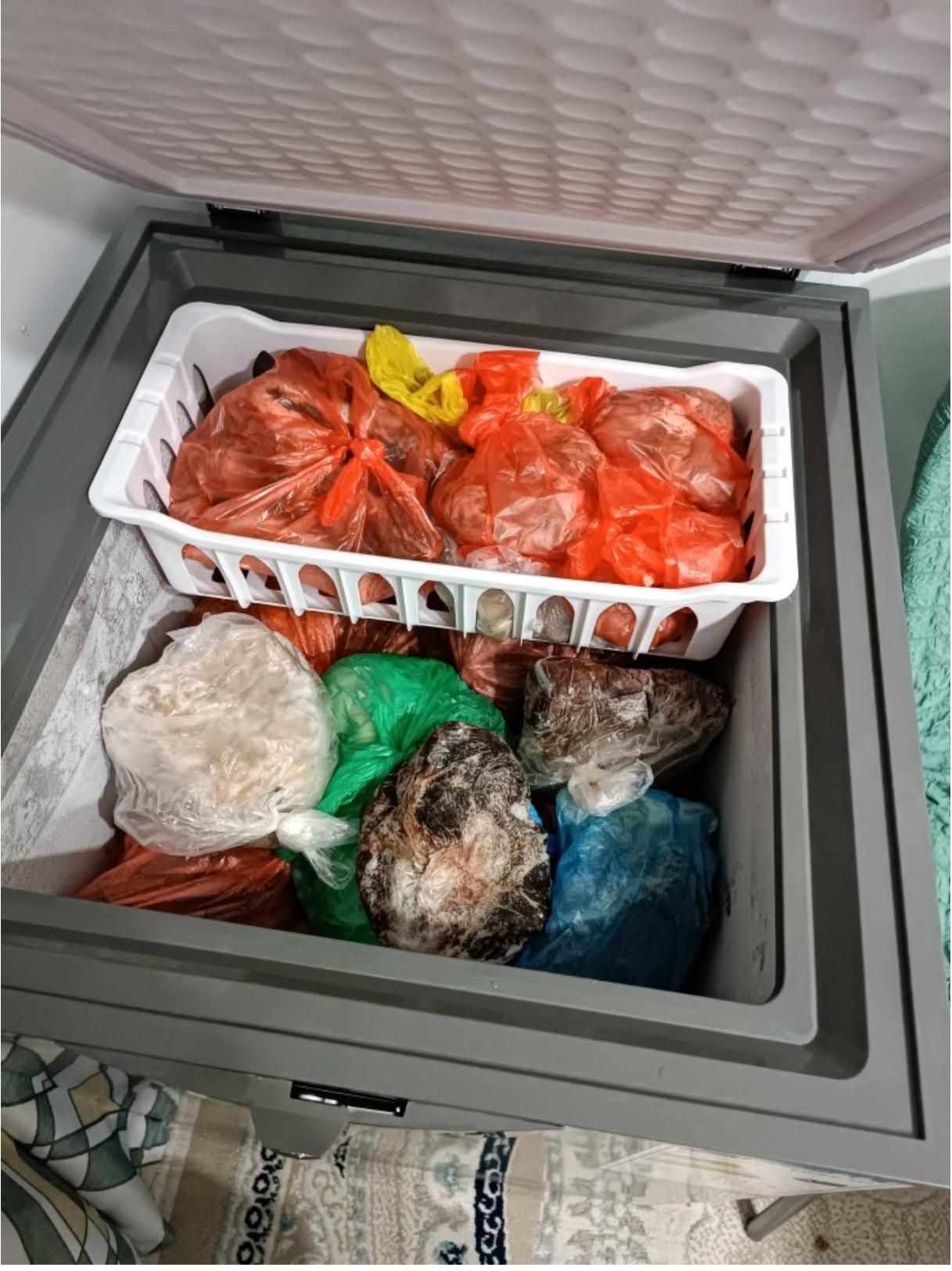 Продам Морозильник 120 л