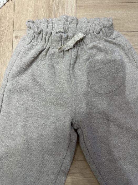 Pantaloni Zara fete din tricot marimea 4-5 ani