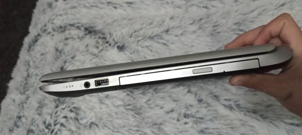 Laptop HP impecabil